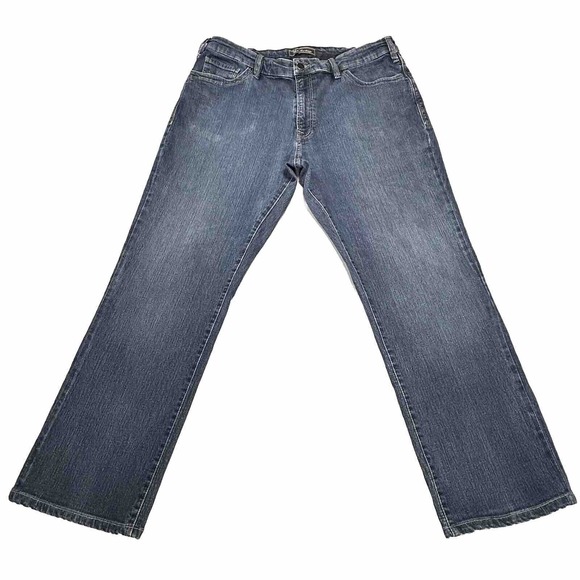 34 Heritage Jeans Men's 42x34 Blue Medium Wash Denim Straight Leg Measures 38x29 - Picture 2 of 14